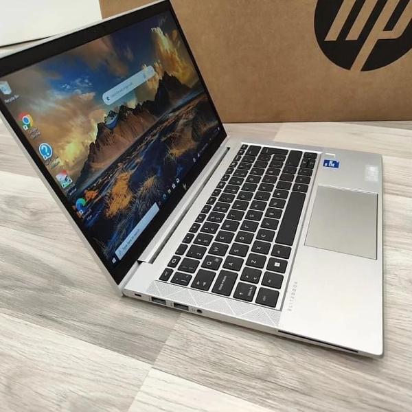 HP EliteBook 830 G8