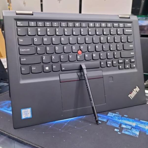 Lenovo ThinkPad X390 YOGA Core™ i5-8365U 256GB