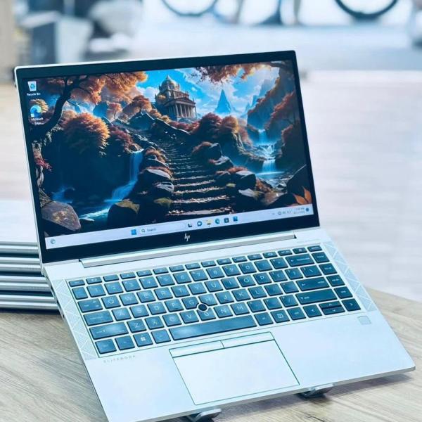 HP EliteBook 840 G8 i5 11th Gen Touch 8/256