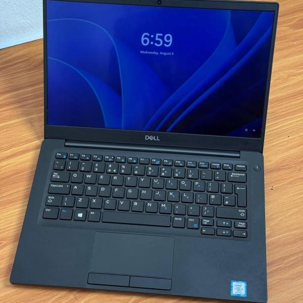 Dell 7390 i5 8th | 8GB | 256GB