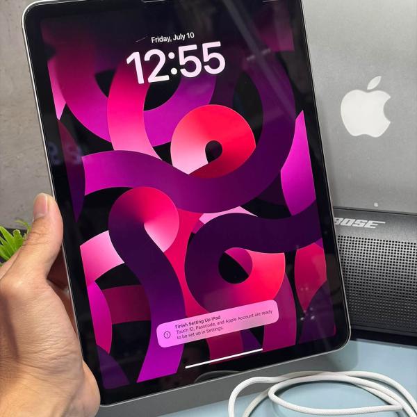 Pad Air (2022) 5th Gen M1 64GB Wi-Fi & Cellular