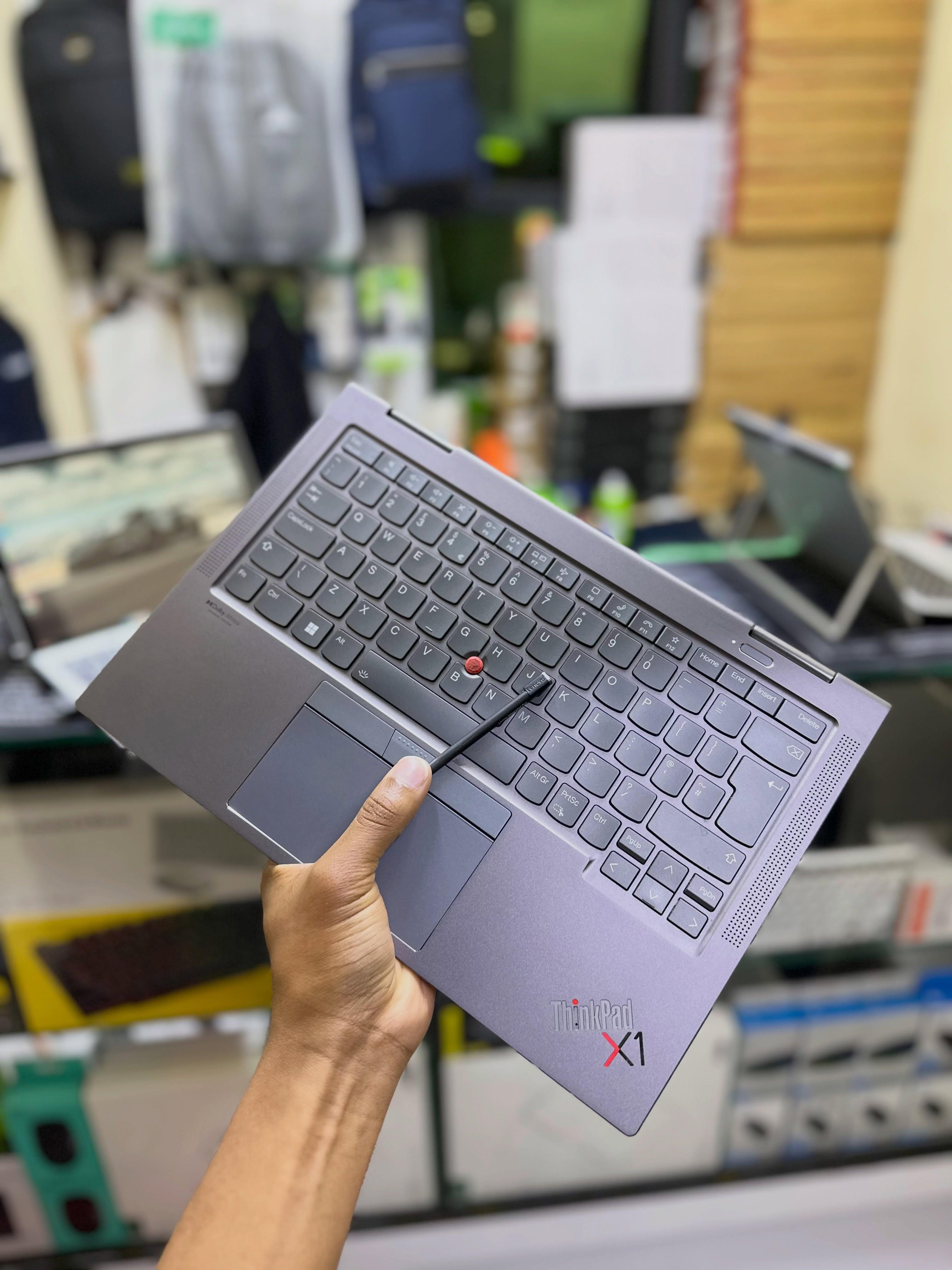 Lenovo X1 Yoga Gen 6 i7 11th | 32GB | 512GB | X360 Touch + Pen