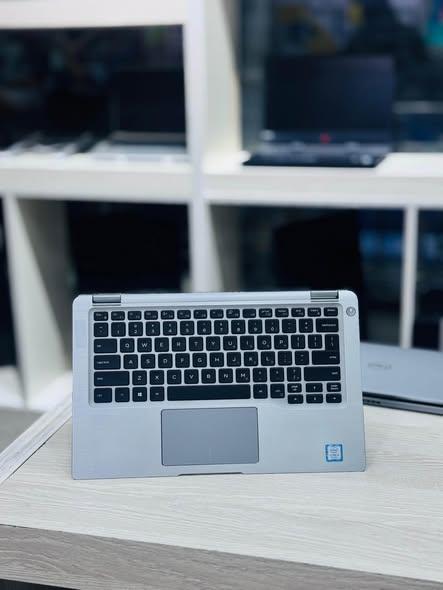 Dell Latitude 7400 2-in-1 i5 8th Gen | 16GB/256GB SSD
